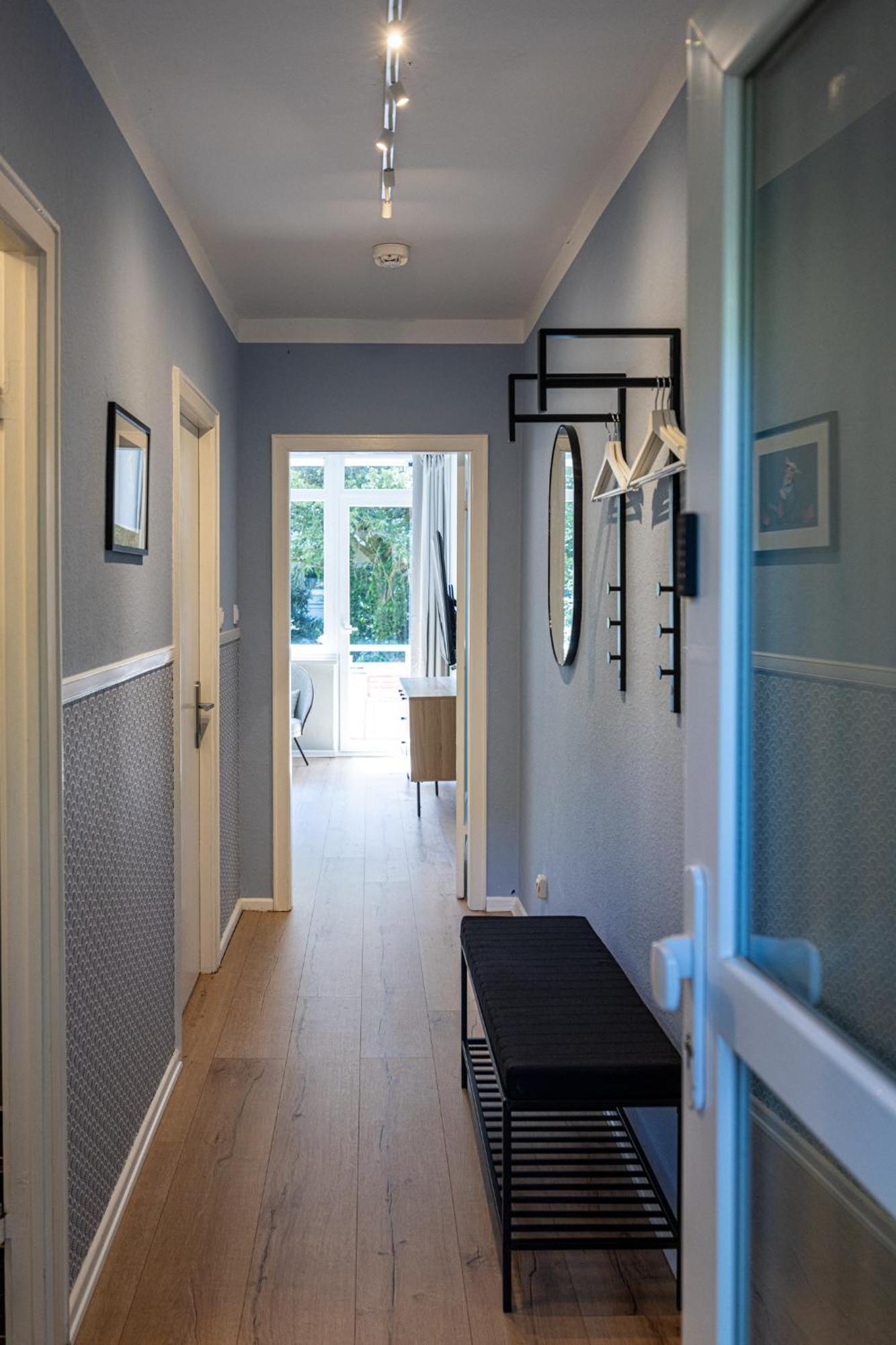 Have-A-Nice-Stay - Nahe Bahnhof Ahrensburg - 20 Minuten Nach Hamburg - Trotzdem Ruhig Gelegen - 6 Minuten Zu Fuss Ins Zentrum Ahrensburg - Modern Eingerichtet Ngoại thất bức ảnh