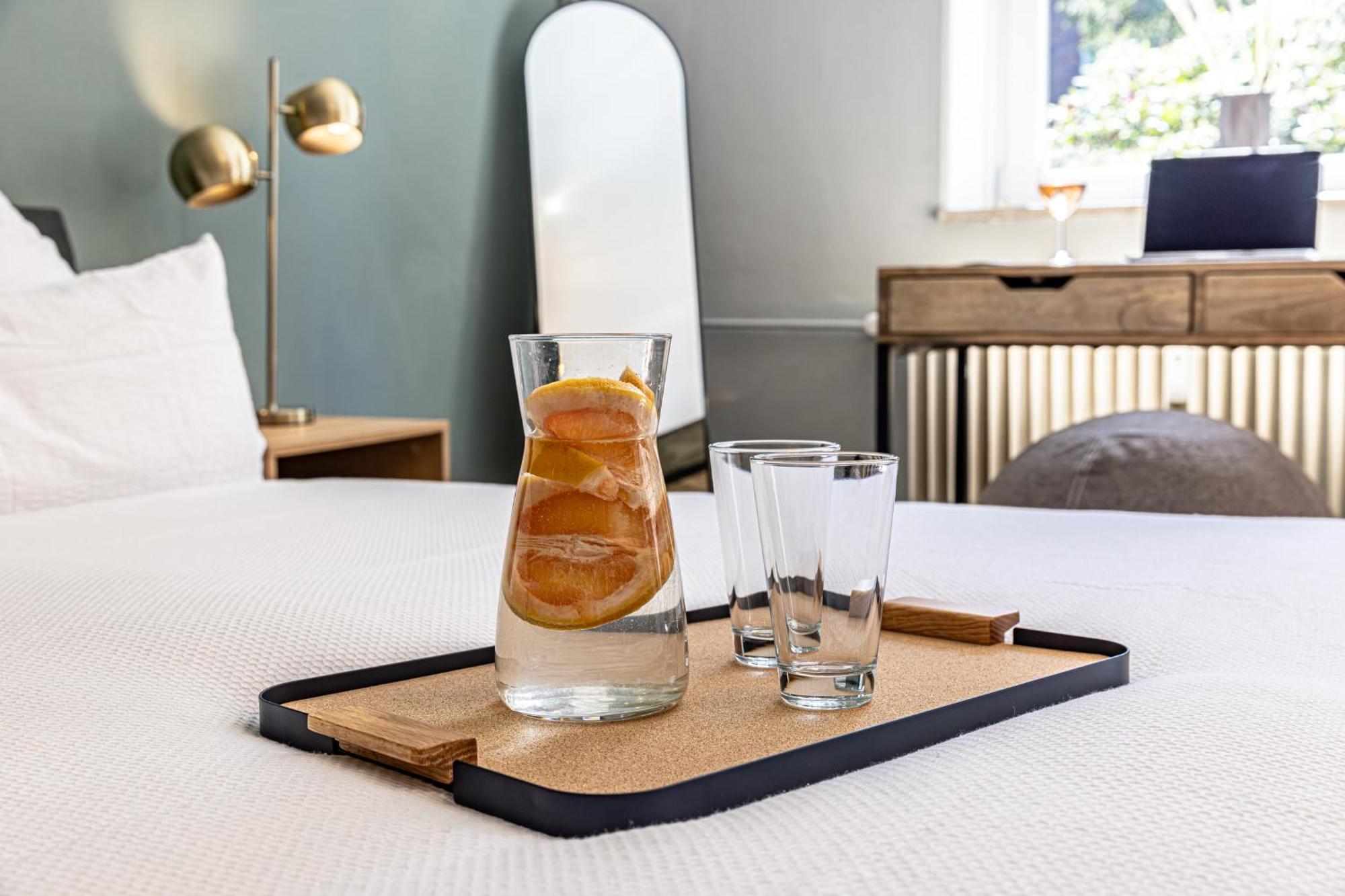 Have-A-Nice-Stay - Nahe Bahnhof Ahrensburg - 20 Minuten Nach Hamburg - Trotzdem Ruhig Gelegen - 6 Minuten Zu Fuss Ins Zentrum Ahrensburg - Modern Eingerichtet Ngoại thất bức ảnh