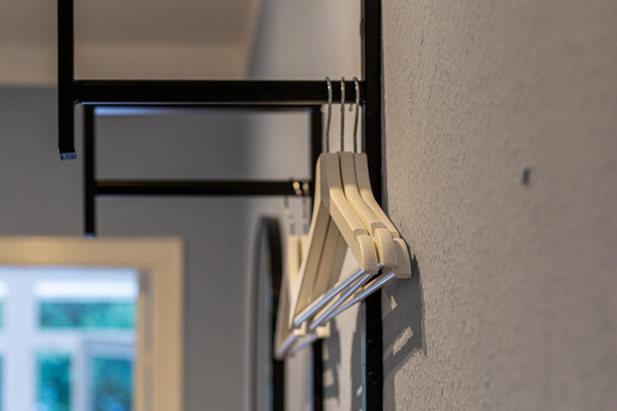 Have-A-Nice-Stay - Nahe Bahnhof Ahrensburg - 20 Minuten Nach Hamburg - Trotzdem Ruhig Gelegen - 6 Minuten Zu Fuss Ins Zentrum Ahrensburg - Modern Eingerichtet Ngoại thất bức ảnh